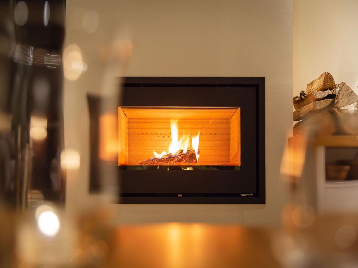 Reetland Am Meer - Premium Reetdachvilla Mit 2 Schlafzimmern, Sauna Und Kamin E04 Dranske Exterior foto